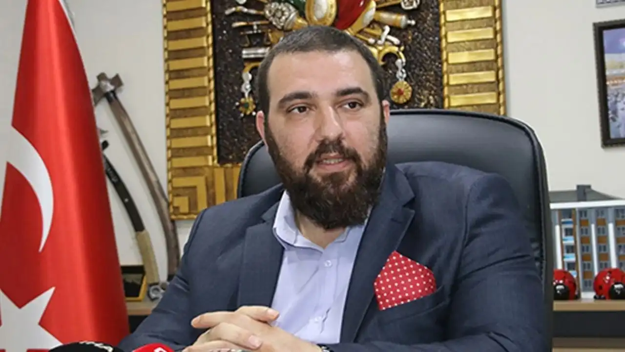 Osmanlı torununa şok suçlama: YÖK, sahte diploma girişimini savcılığa taşıdı!