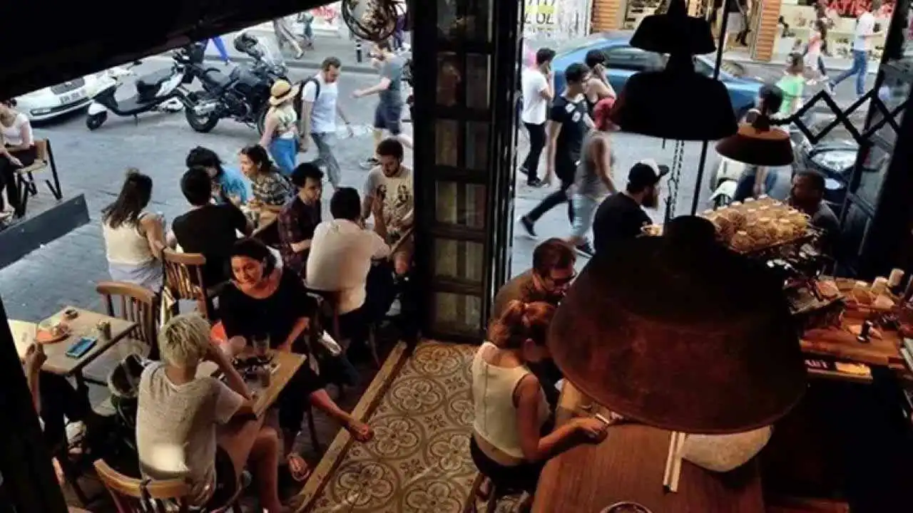 Sigara içene artık 2 bin lira ceza!