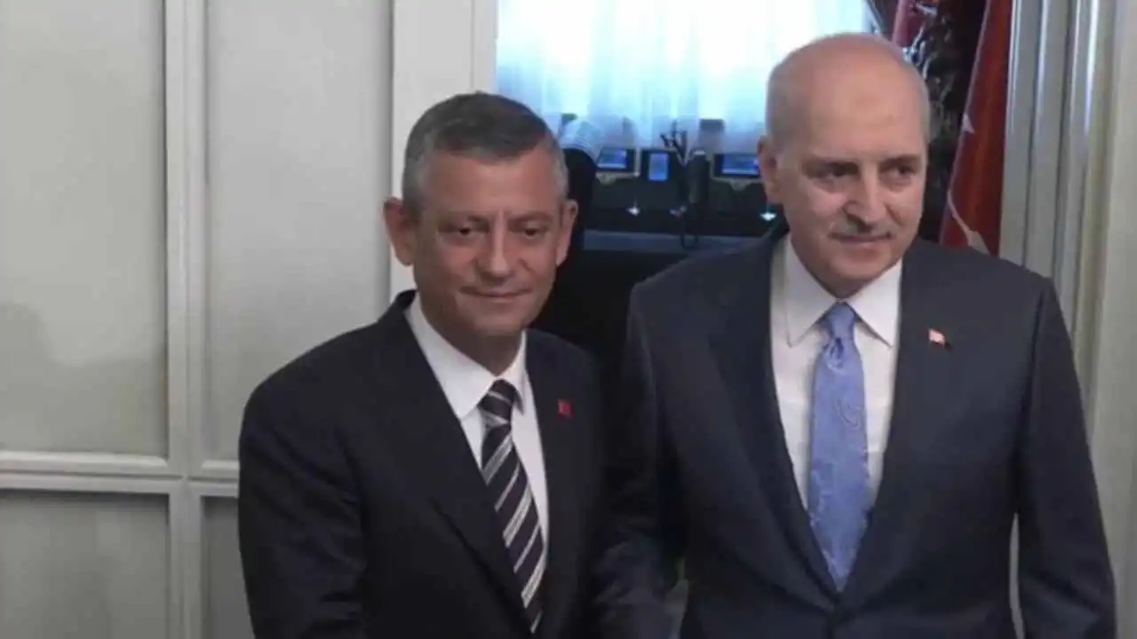 Kurtulmuş, CHP'yi  ziyaret etti