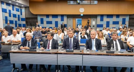 Başkan Tugay'dan mobilya sektörünün geleceğine yön verecek formüller