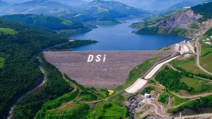 DSİ’den Çeşme’deki su krizi ile ilgili açıklama: İZSU yazılı olarak talep ederse su verebiliriz