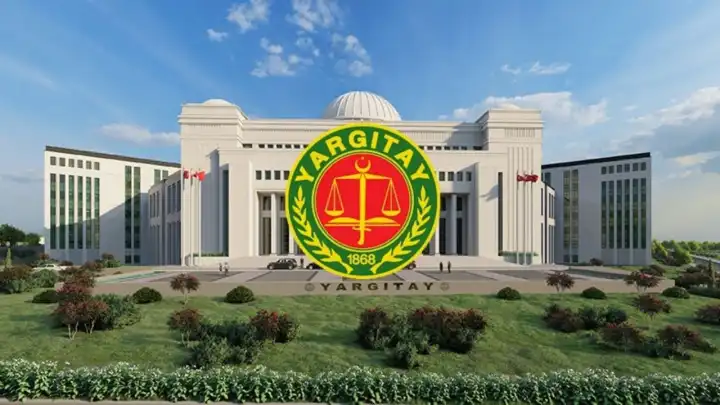 Antalya'da kilitli kapı krizi! eşi evden çıkamadı, 3 yıl hapis cezası verildi