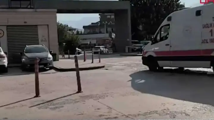 Fabrika çatısından beton zemine düşen işçi hayatını kaybeti!