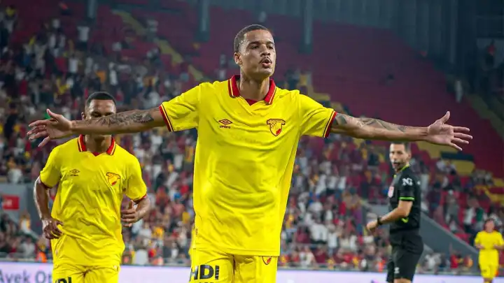 Göztepe hazırlık maçında galip 