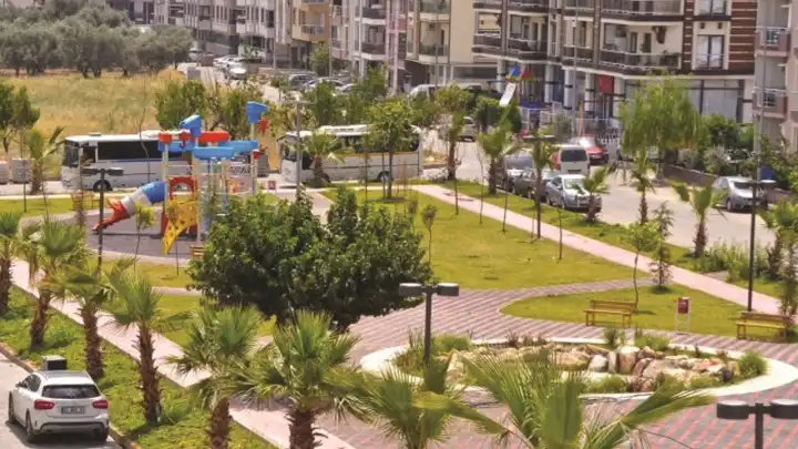 Kemalpaşa’da parklar su tankerleri ile sulanacak