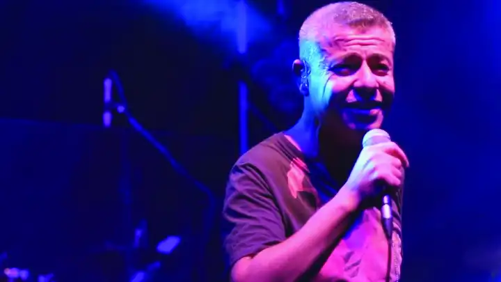 Levent Yüksel efsane şarkılarıyla Efes Antik Tiyatro’da sahne alacak