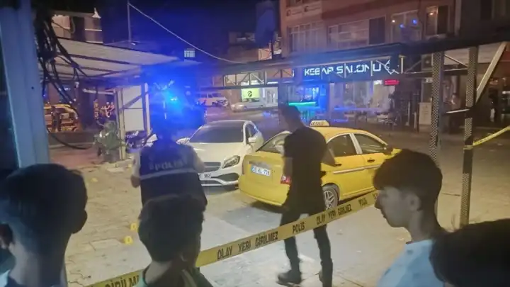 Ödemiş’te kavga: Bıçak ve sopalar havada uçuştu, 4 kişi yaralandı