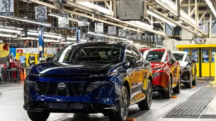 Otomotiv devi Nissan batıyor! Binlerce işçisine yol göründü..