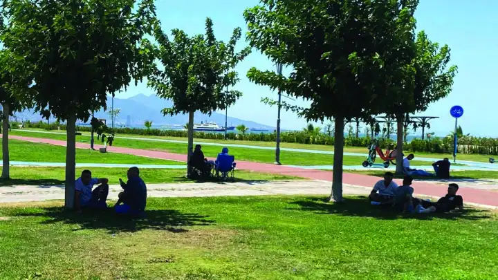 Yok böyle bir sıcak: İzmir'de rekor kırıldı