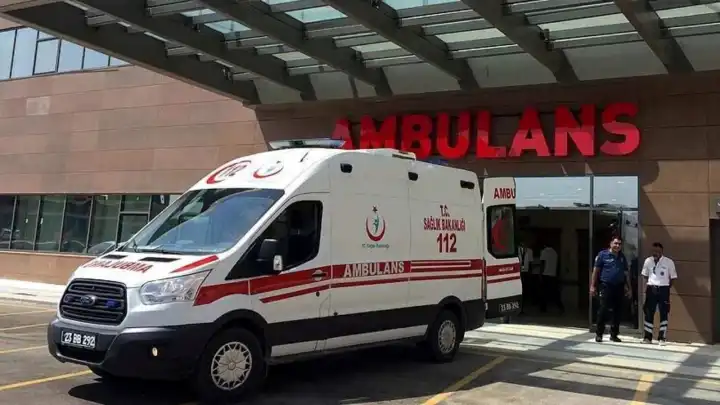 Muğla'da yolda yürürken fenalaşan kişi öldü