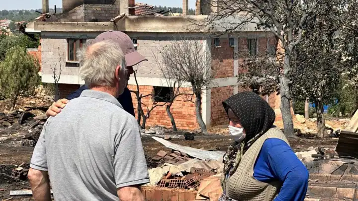 Uşak'taki yangın büyük ölçüde kontrol altında