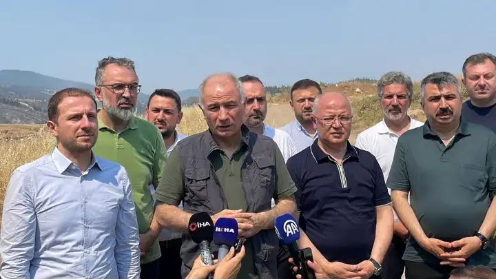 Efkan Ala'dan Bursa yangını açıklaması: Kestel ve Gürsu büyük ölçüde kontrol altında