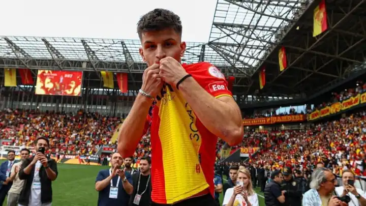 Göztepeli genç futbolcu Tire’ye transfer oldu