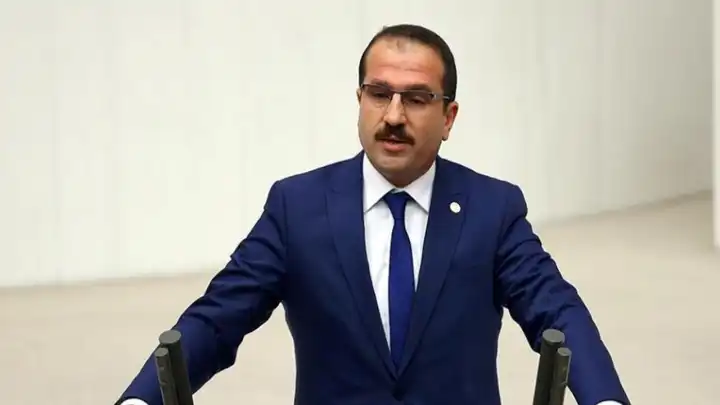 Yaşar Kırkpınar'dan EBSO'da gerginlik yaratan çıkış: Haddinizi bileceksiniz