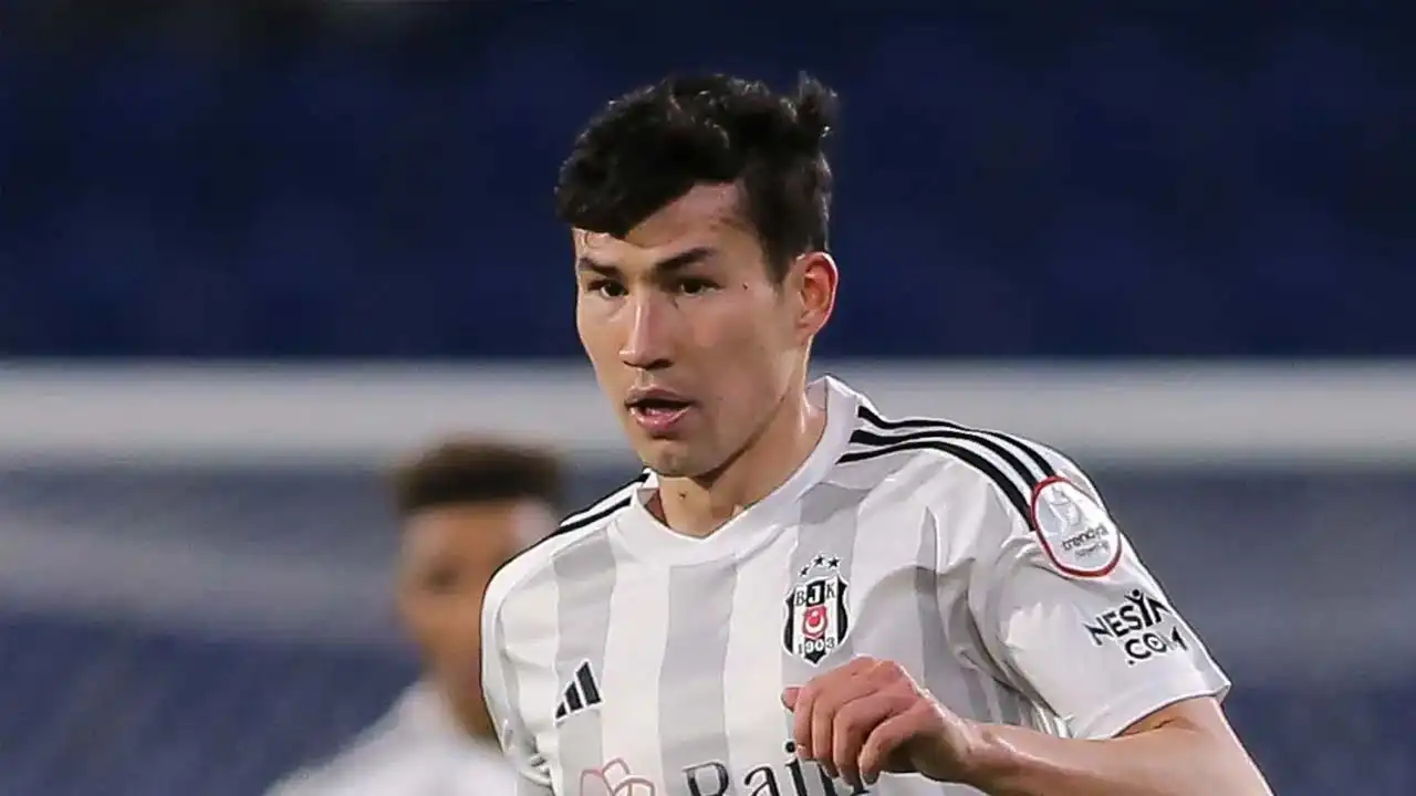 Zainutdinov’un Beşiktaş serüveni sona erdi: Yeni takımı belli oldu! Bakhtiyor Zainutdinov kimdir?