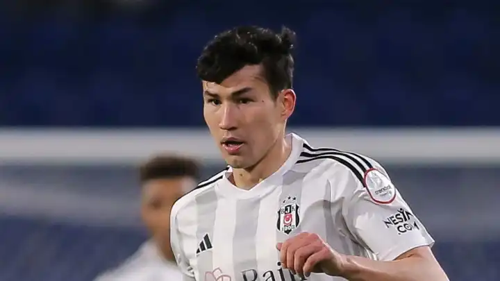 Zainutdinov’un Beşiktaş serüveni sona erdi: Yeni takımı belli oldu! Bakhtiyor Zainutdinov kimdir?