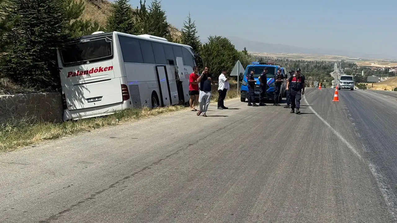 Afyonkarahisar'da zincirleme trafik kazası