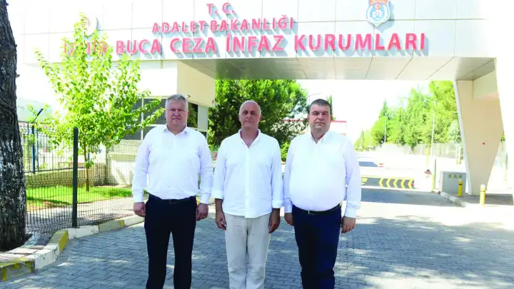 CHP’li belediye başkanları ve Özlale’den, Aslanoğlu ve Soyer’e ziyaret