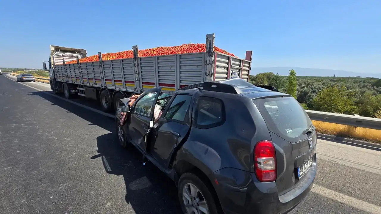 CHP'li Milletvekili kazada yaralandı