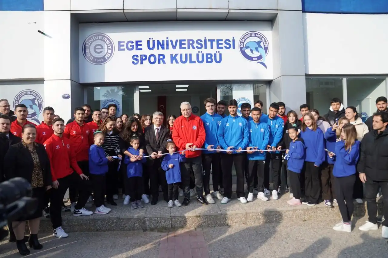 Ege Üniversitesi, Sualtı Ragbisinde dörtte dört yaptı