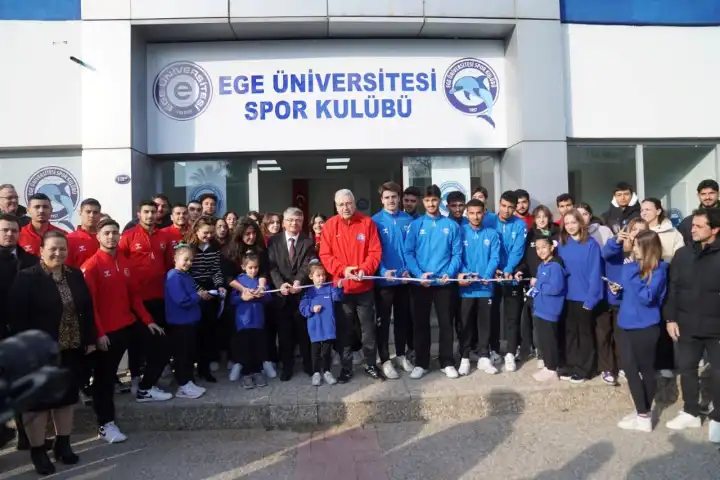 Ege Üniversitesi, Sualtı Ragbisinde dörtte dört yaptı