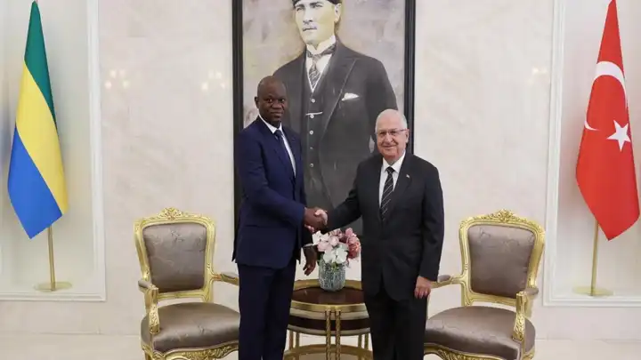 Gabon Cumhurbaşkanı Nguema, Ankara'da