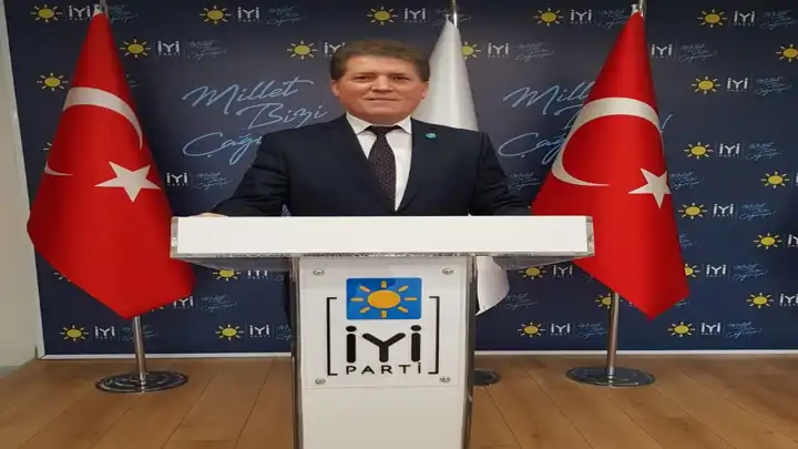 İYİ Parti'de yaprak dökümü devam ediyor!