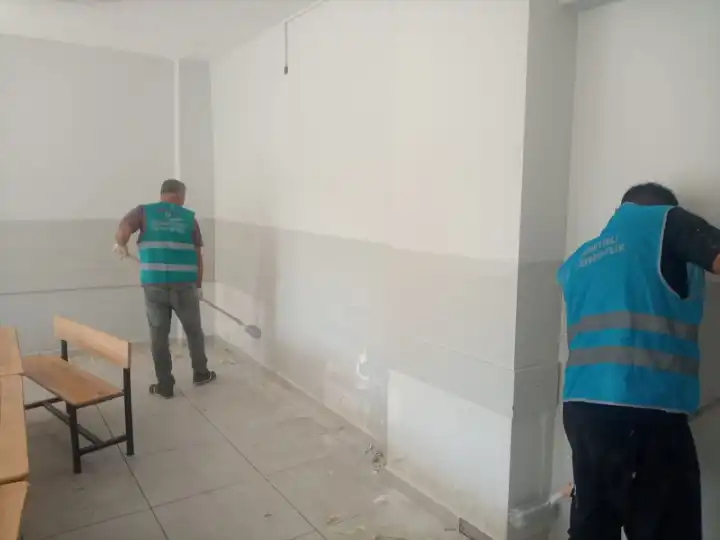 İzmir’de okulların tadilatı yükümlü ve hükümlülerden