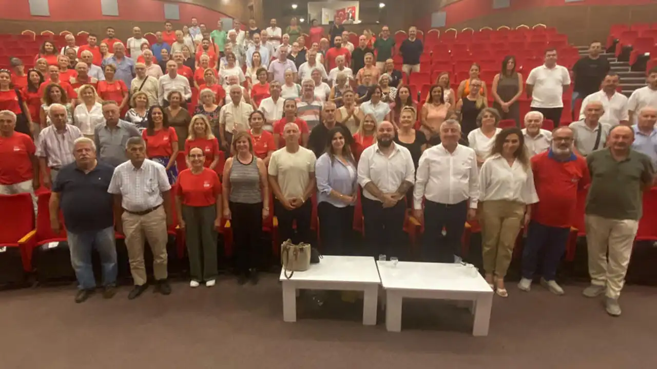 CHP Güzelbahçe’de birlik mesajı: Başkan Günay delege olmayacağını açıkladı