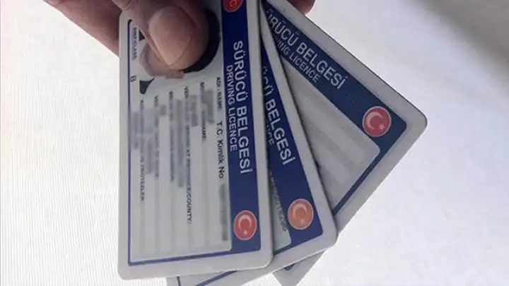 Eski tip sürücü belgelerinin yenilenme süresi uzatıldı!