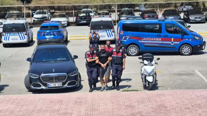 Kars’taki cinayetin zanlısı 2 kardeş Bodrum’da yakalandı