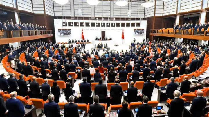 TİP komisyona katılama kararı aldı!