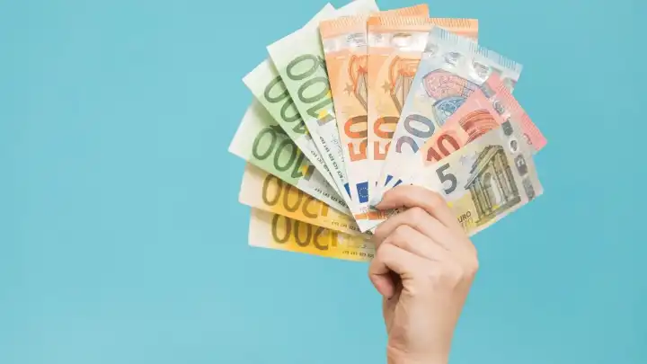 Banka hesabı olmayan yardım alamayacak: Almanya’dan dijital devrim!