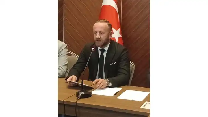 Sinan Kanlı’dan Başkan Gürüz’e: Kulübü yönetemediğiniz ortada