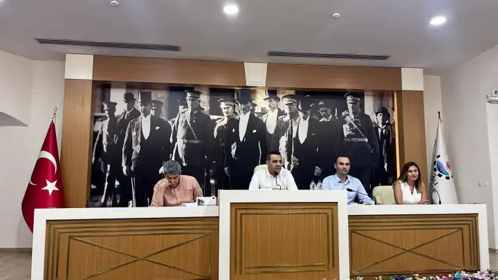 Yıldız: 16 ayda hiçbir ilçe belediyesinin yapamadığını yaptık