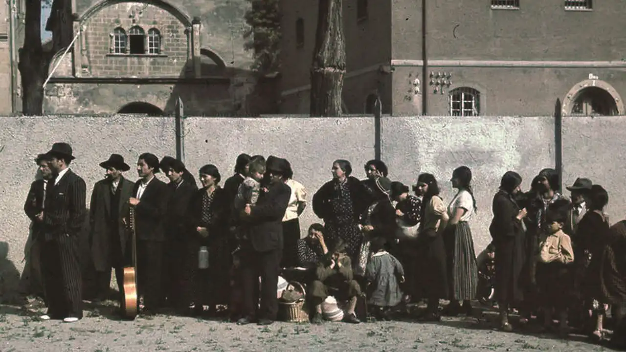 Mutlu’dan Roman soykırımı anması: Porajmos unutulmayacak