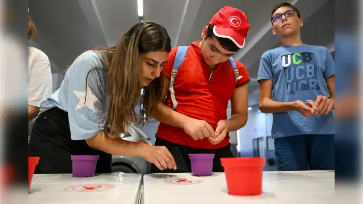 Bornova’da özel çocuklara özel etkinlik 