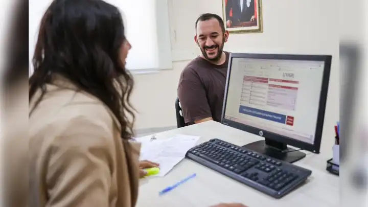 Buca Belediyesi üniversite adaylarını unutmadı: YKS danışmanlığı hizmette 