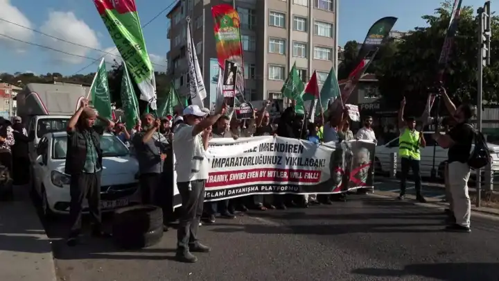İstanbul'da gergin anlar: ABD Konsolosluğu'na yürüdüler