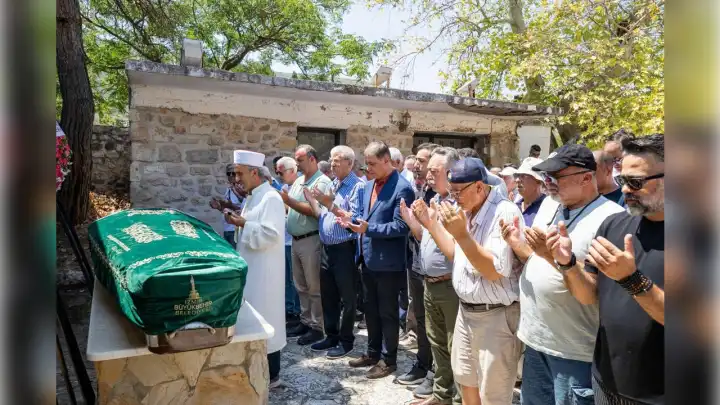 Tacettin Bayır’ın annesine son görev