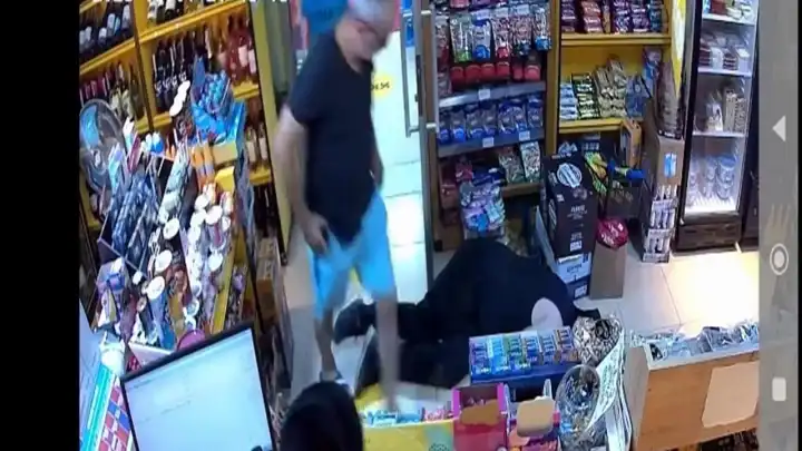 Alışveriş için geldiği markette kalp krizi geçiren kişi hayatını kaybetti