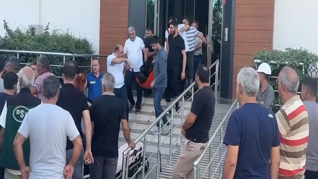 Bodrum katında biriken suyu tahliye ediyordu: Elektrik akımına kapılan kapıcı hayatını kaybetti
