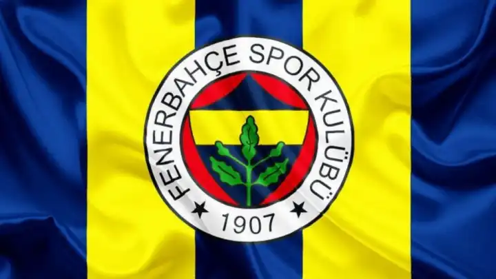 Büyük umutlarla gelen futbolcu, Fenerbahçe’den ayrılıyor! Avrupa devleri sıraya girdi..