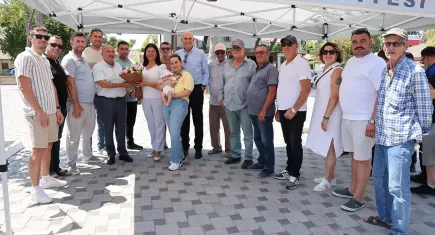 Foça’nın süt ürünleri markası İzmir’e yayılıyor: Bağarası’nda yeni satış noktası