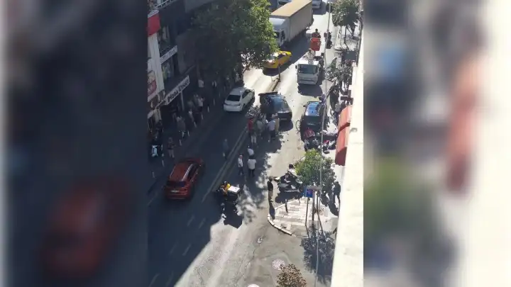 İstanbul'da hatalı sollama faciası: 10 araç zarar gördü