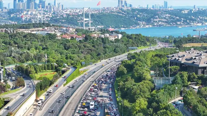 İstanbul’da toplu taşımaya öncelik çağrısı: Otobüs öncelikli yol uygulaması gündemde