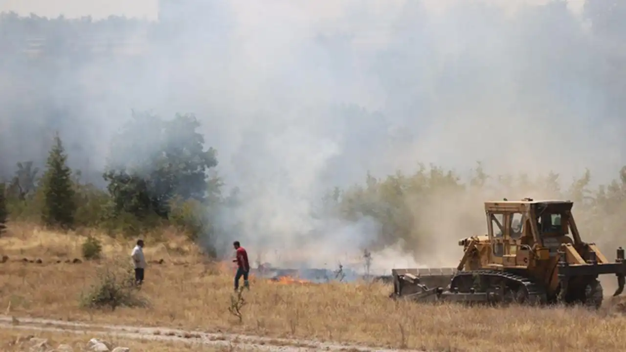 Kırklareli'de yangın: Avrupa Otoyolu trafiğe kapatıldı