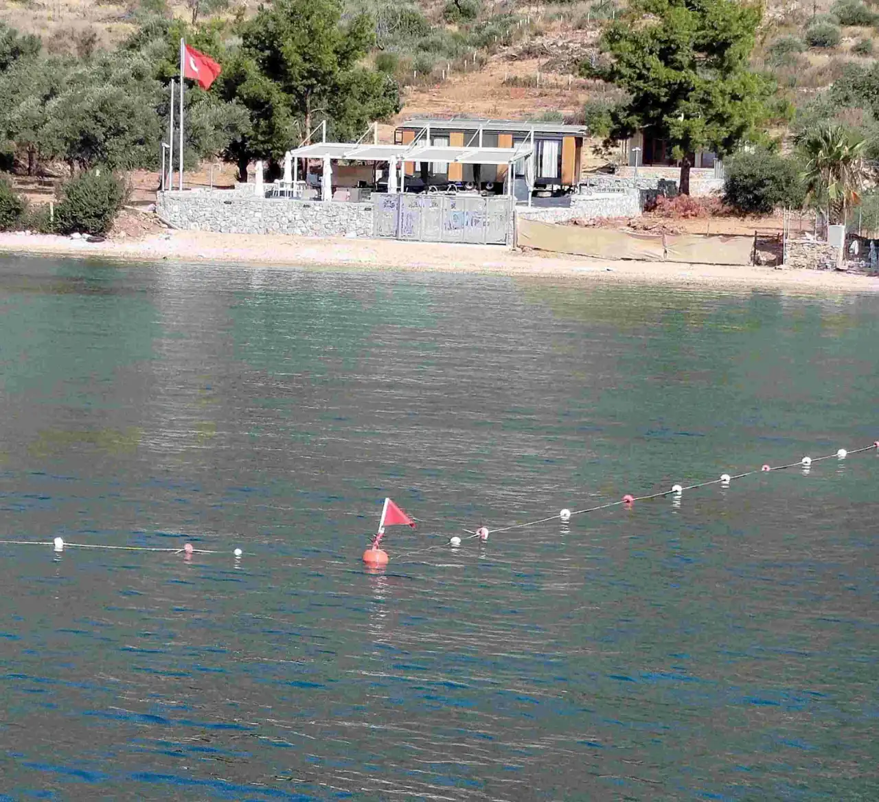 Muğla Çökertme Koyu'nda kıyıya duvar ördüler: İnceleme başlatıldı