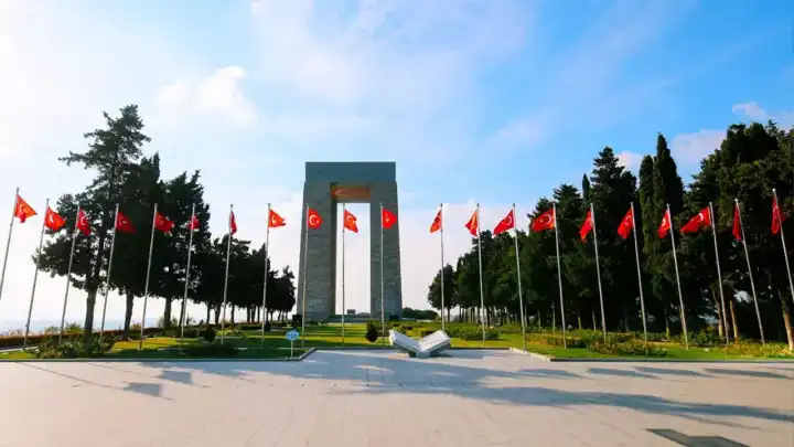Çanakkale Şehitler Anıtı