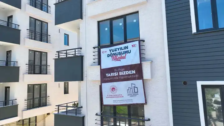 Yarısı Bizden Kampanyasıyla 40 Yıllık Binalar Yenilendi